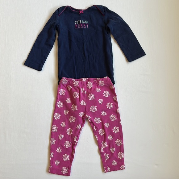 Set of 2 Carter's Baby Girl Outfits Size 12 Months - Picture 9 of 15